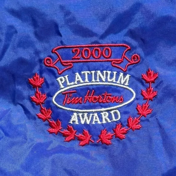 Tim Hortons wind breaker XL vintage - Picture 3 of 7